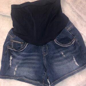 Motherhood Maternity shorts Size medium